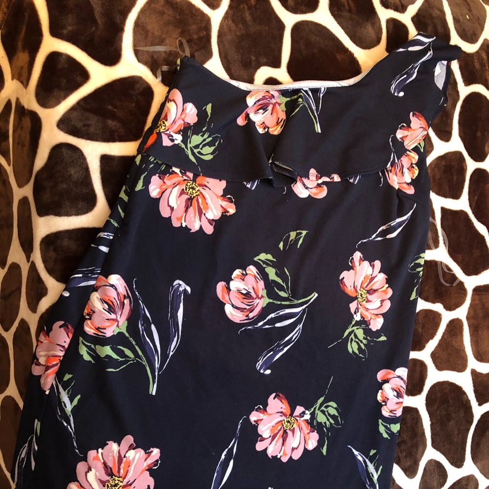 Size 2X one shoulder floral dress